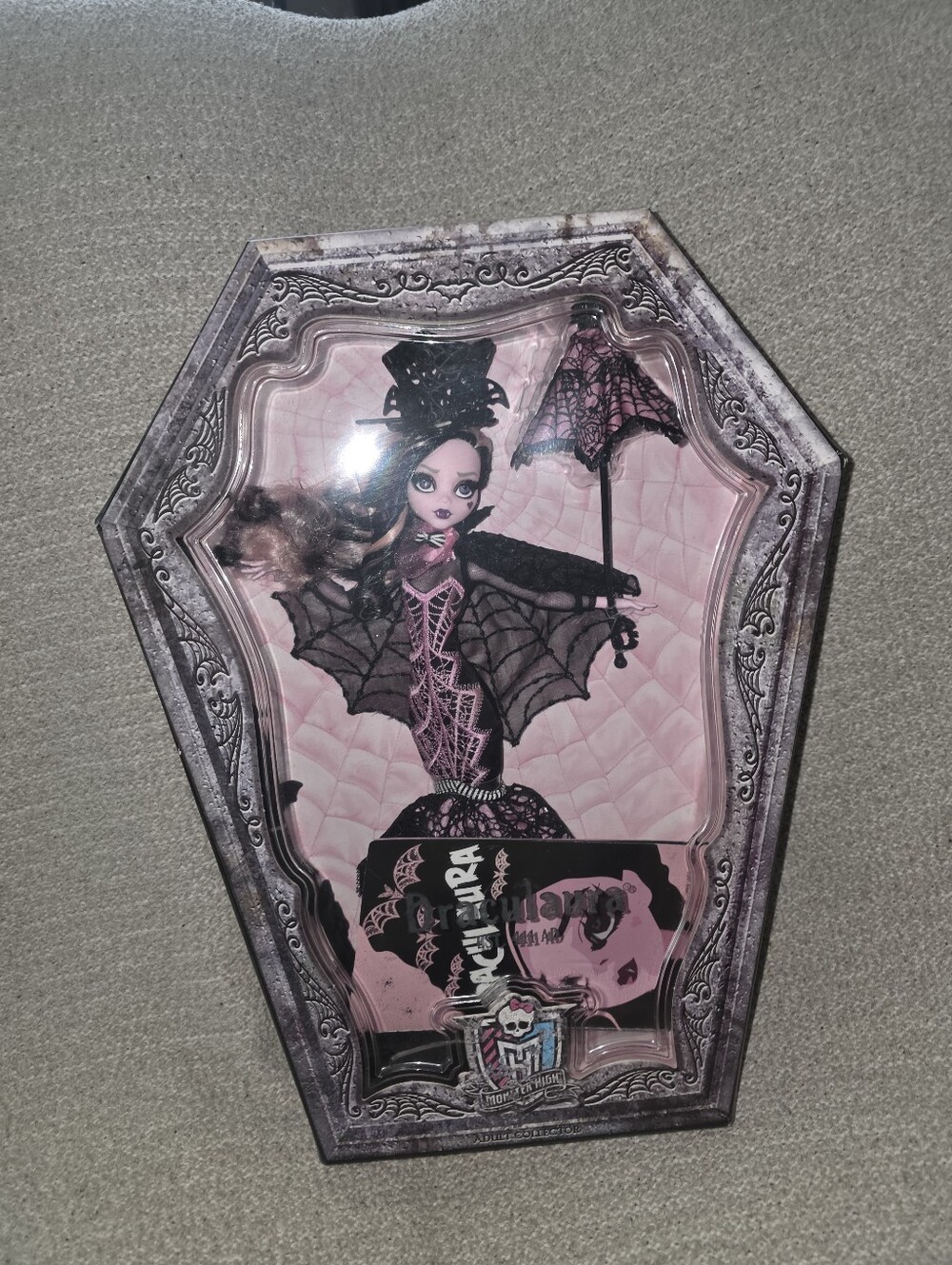 Monster High Draculaura Adult Collector